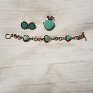 Bracelet, earrings & pendant